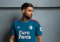 包含刚刚！赛前费耶诺德备战西甲波尔图关键时刻队长鼓劲，塔图姆与40激战美国队分钟的词条