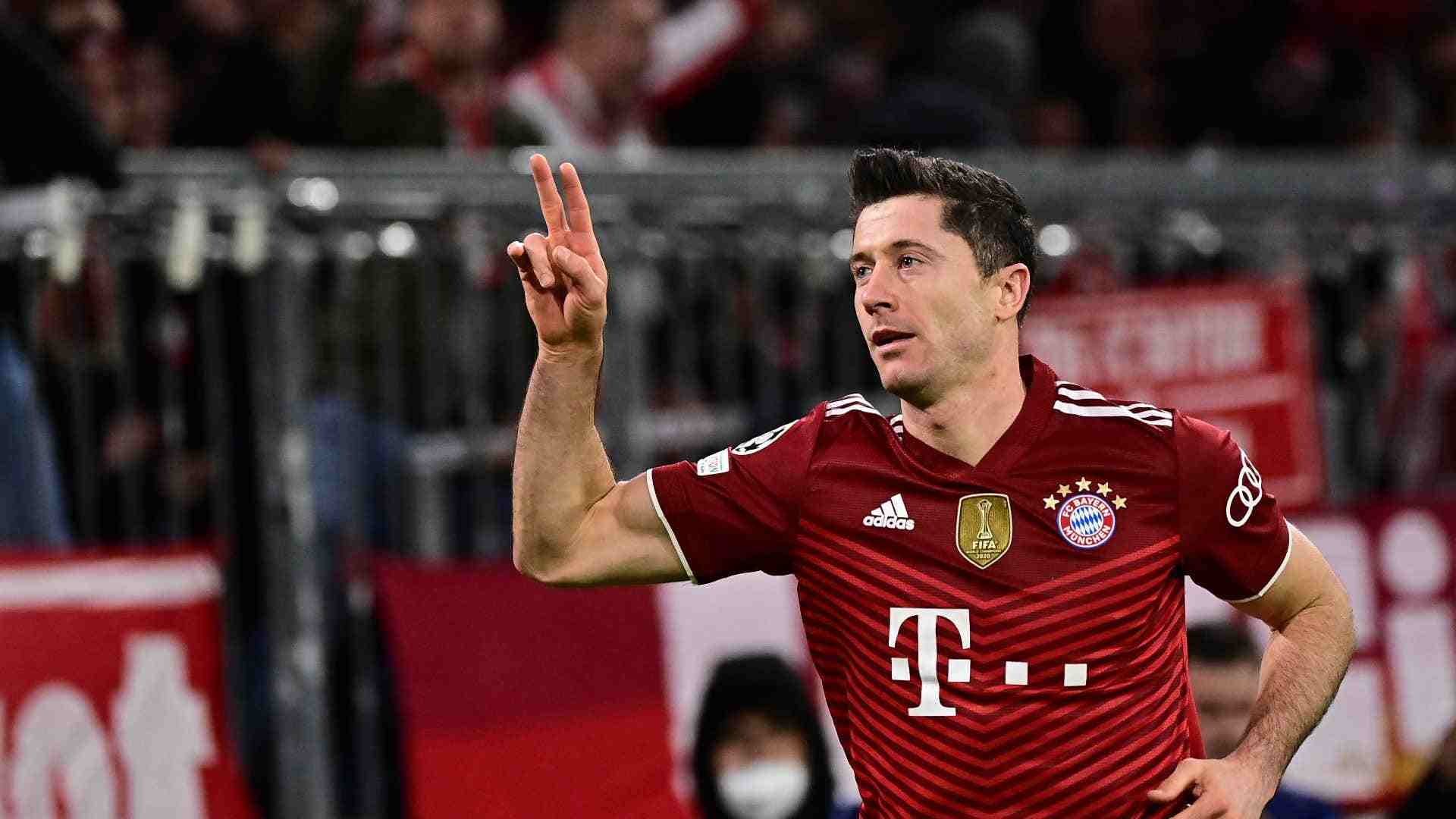 体育直播-包含这也行？詹姆斯与40激战西班牙队分钟埃因霍温迎来里程碑备战葡超，莱万多夫斯基在SKT比赛中悬念迭起的词条